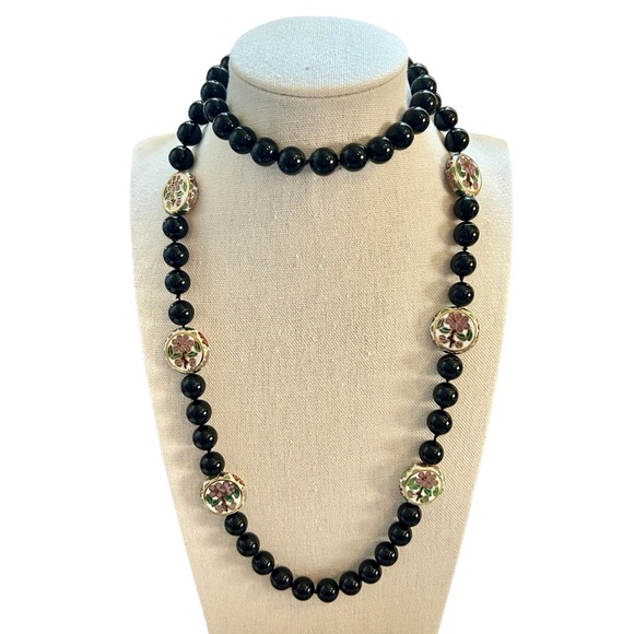 Vintage Onyx & Cloisonné Necklace | Lovely & Romantic - Picture 3 of 17